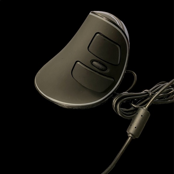 Delux Computer Gaming Mouse - Picture 1 of 3